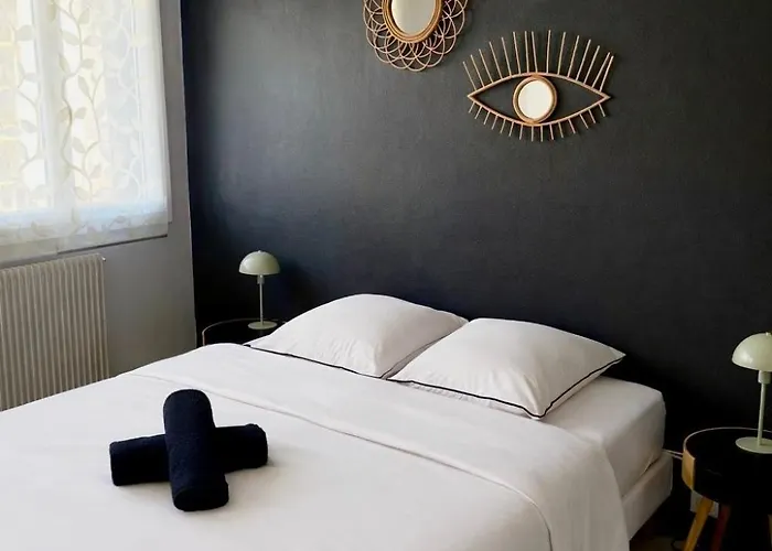 Appartement Hyper Centre 2 Avec Parking *