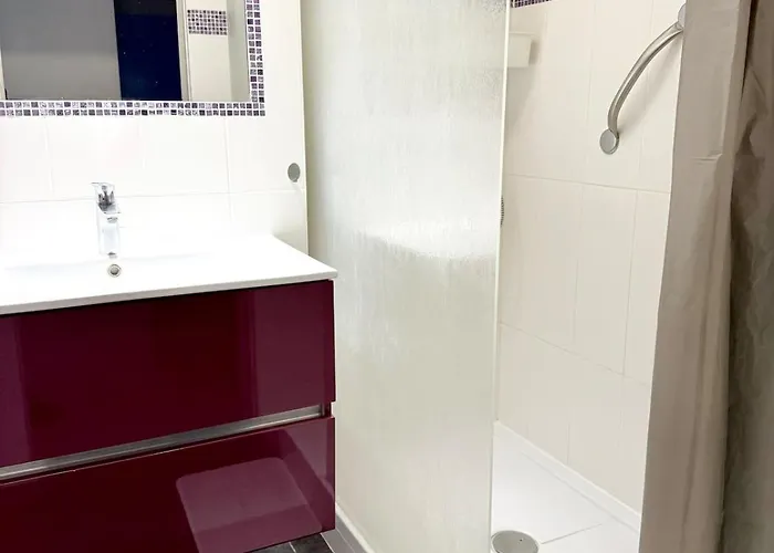 Hyper Centre 2 Avec Parking Appartement *